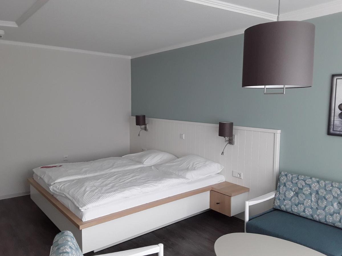 Mingers Hotel Нойхарлингерзиль Экстерьер фото